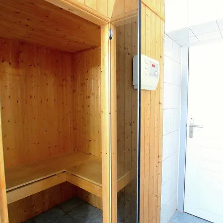 Holiday home Welcoming Mansion With Sauna In Herbeumont *